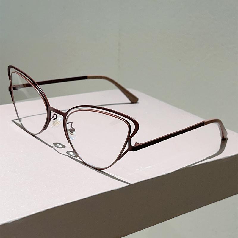 Hohlförmige Brille in Schmetterlingsform Damen Stilvolle Cat-Eye-Fassung Optische Fassung mit Blaulichtfilter Trendiges Markendesign Dekor Brille