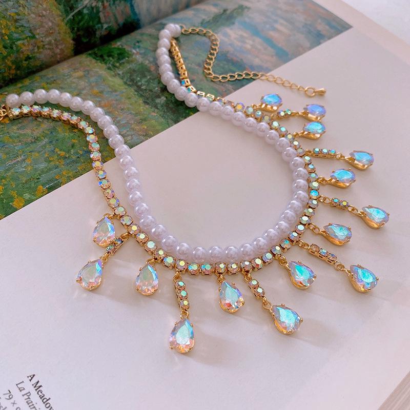 

Zircon Diamond & Pearl Inlaid Necklace – Elegant European/American Retro Clavicle Chain Jewelry