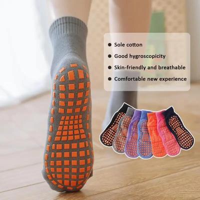 5 Çift Pamuklu Trambolin Çorabı Unisex Yetişkin Çocuk Kaymaz Zemin Çorabı Rahat Giyim Kaymaz Spor Yoga Çorabı Ayak Masajı