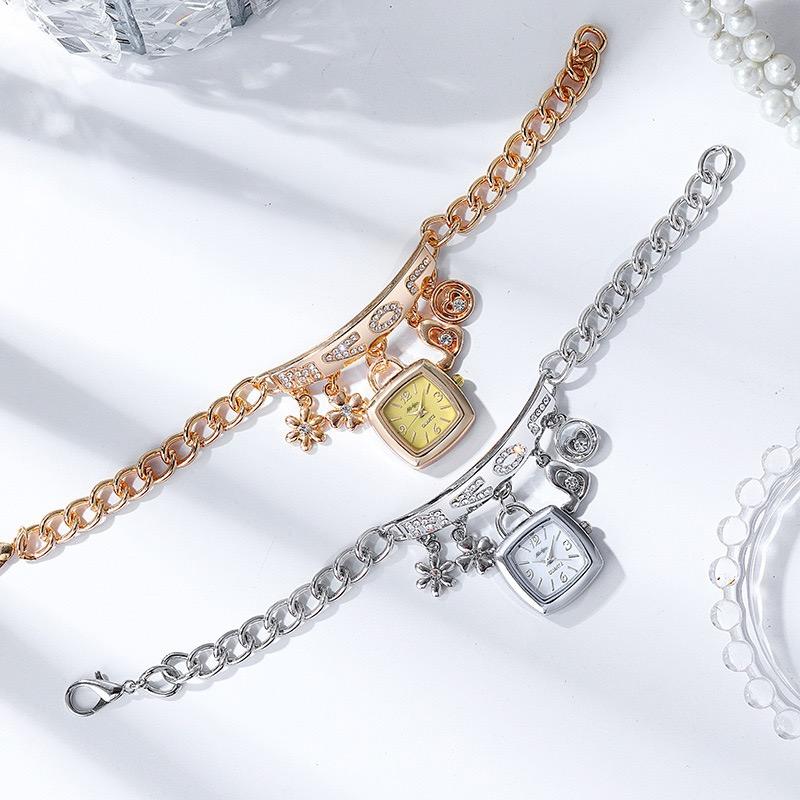 Fashion Women's Bracelet Watch Diamond Pendant for Girls' Watch Casual Versatile Decorative Quartz Watch for Women