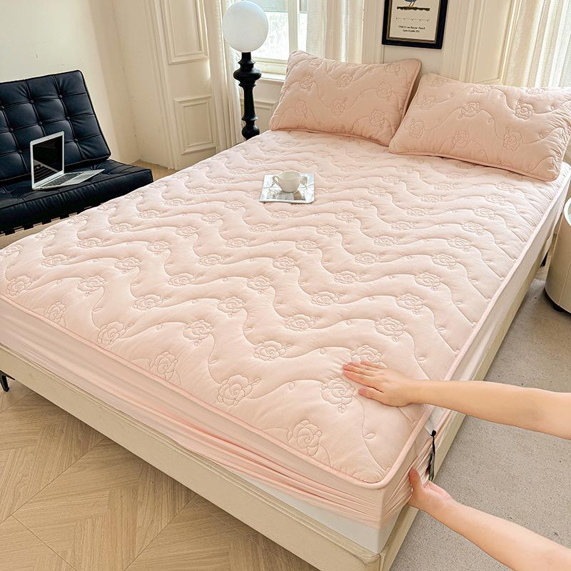 Pure Color Quilted Cotton Yarn-Dyed Bed Sheet & Bedspread Set