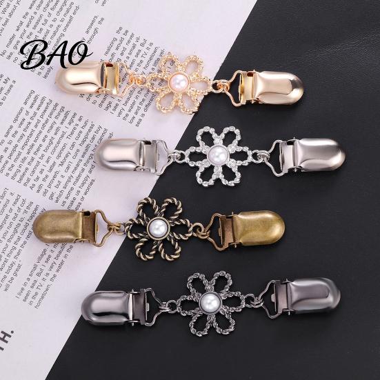Women Clothing Clip Hollow Flower Cardigan Sweater Clip, Vintage with Metal Fasteners Faux Pearl, Cincher for Dress Shawl Pants Collar