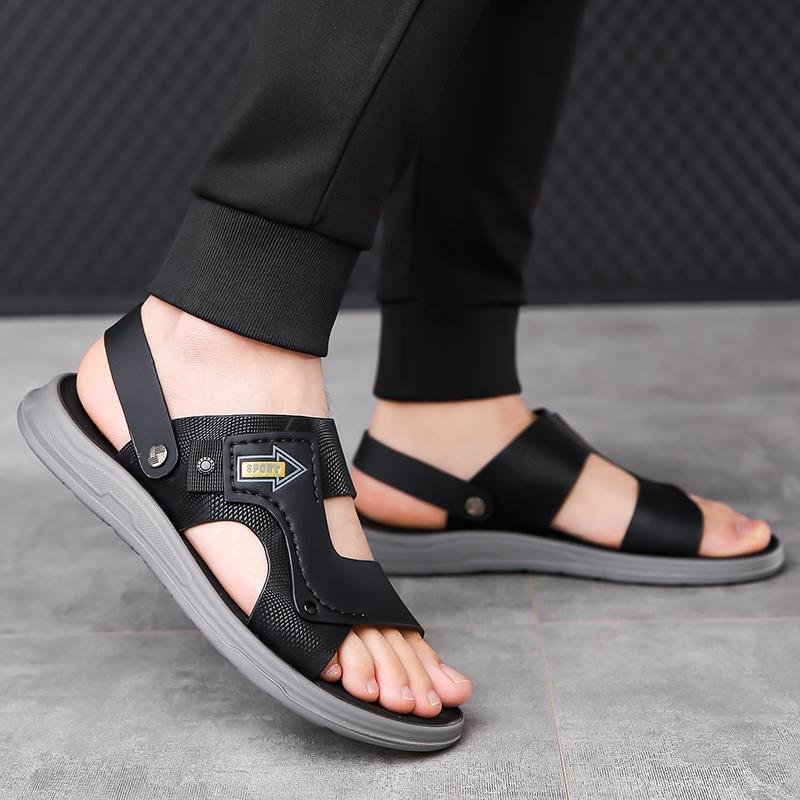 Summer Casual Comfortable Men Fashion Casual Wear-resistant Sandals Summer Beach Shoes Thick Bottom Slip-on Slippers Adults