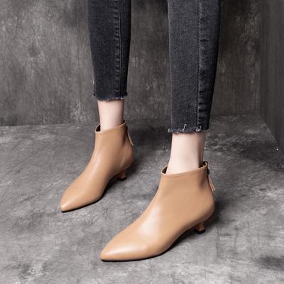 Women's Boots Autumn and Winter New Thin First Layer Cowhide Pointed Fashion and Comfortable Rear Zipper Small Bare Boots Low Heel Short Boots