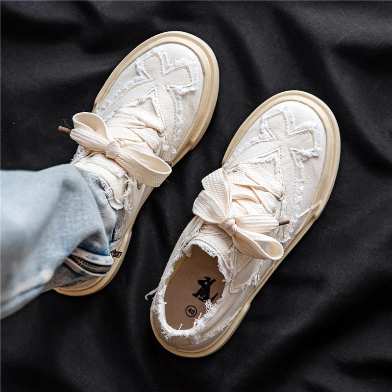 Vintage Men Tassel Canvas Shoes New Platform Sneakers Flat Non-slip Skateboard Shoes Male Lace-up Casual Shoes Tenis Para Hombre