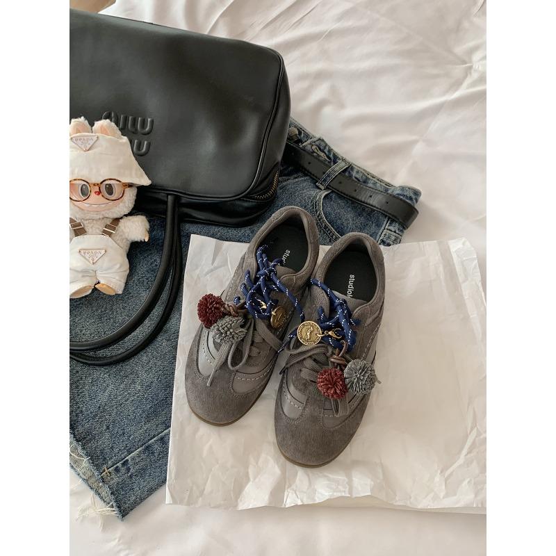 Inner height increase fashionable contrasting color board shoes women's round head pine cone fashion casual women's sports shoes