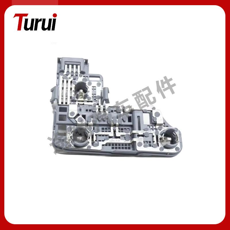 

Rear Taillight Bulb Holder for Mercedes-Benz C-Class W204 (2048202277, 2048202577) Rear Taillight Bulb Holder 2048202277