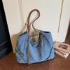 Denim Hobo Tas met Gevlochten Touw Handvat Stijlvolle Dames Schoudertas voor Casual Kleding en Stranduitjes