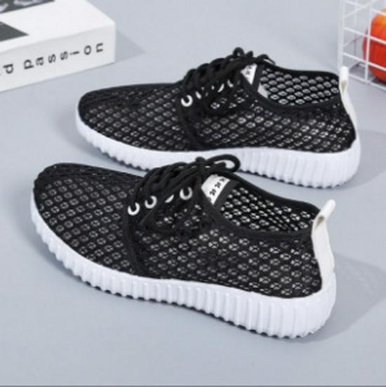 2023 Summer Women's Mesh Sneakers - Korean Style, Low-Top, Black & White