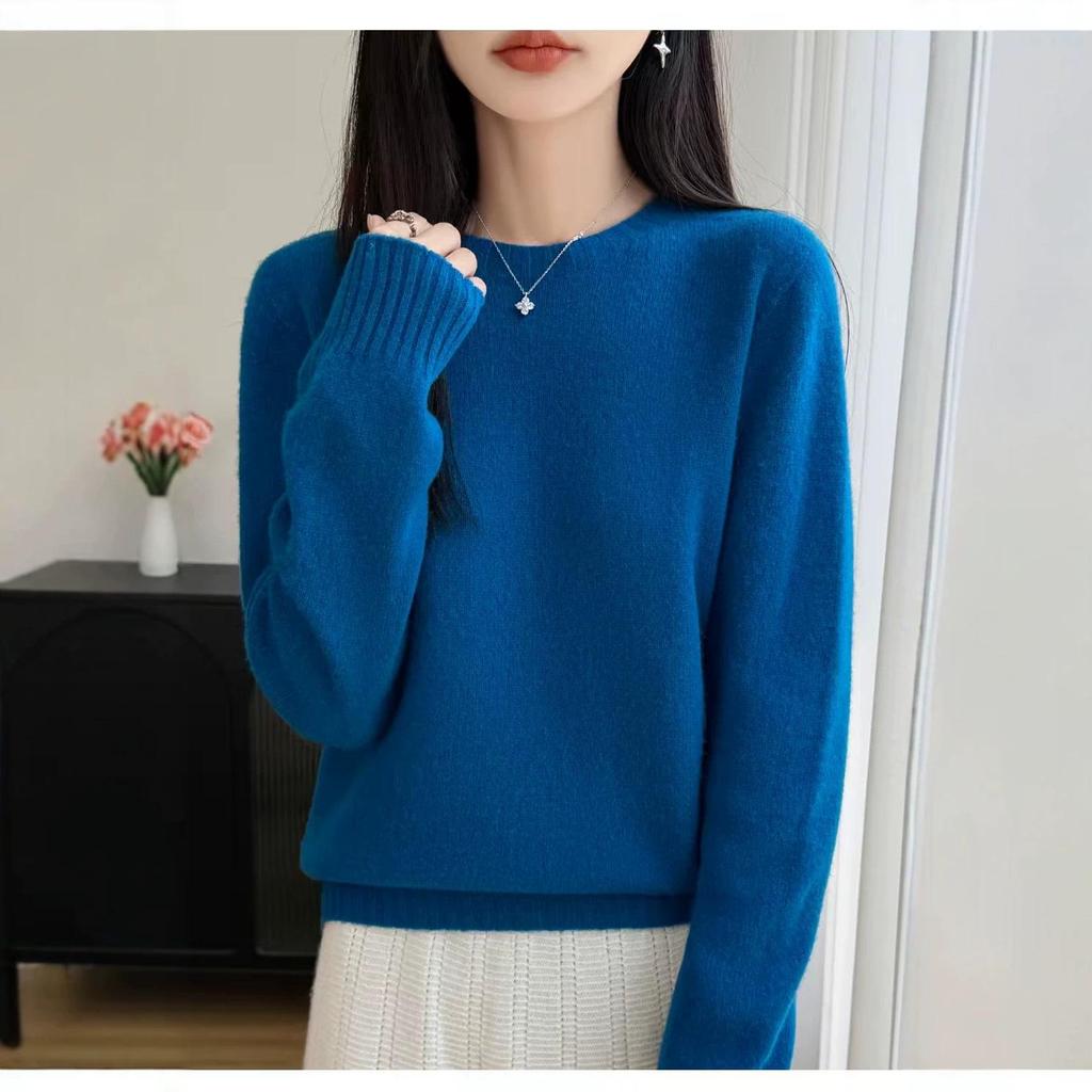 Women's 100% Pure Wool Round Neck Long Sleeve Sweater - Autumn/Winter Casual Loose Fit, Warm and Soft Base Layer.