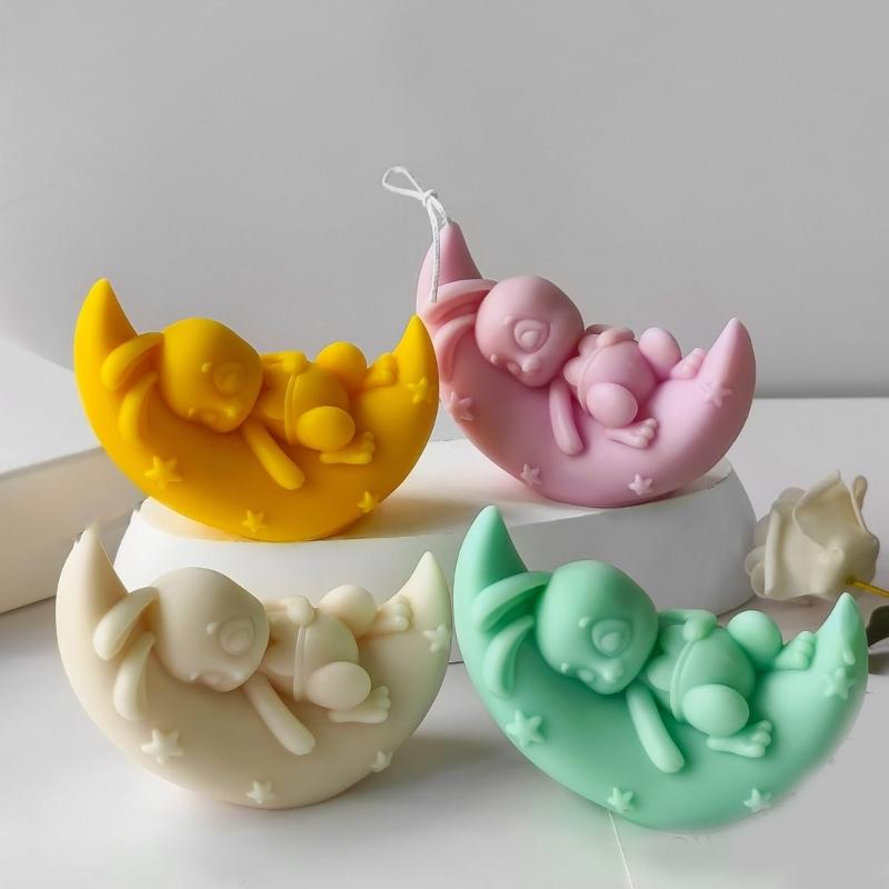 3D Silicone Candle Mold with Moon Rabbit Shape Creative Candle Molds Suitable for Artistic Candle and Soap Creation