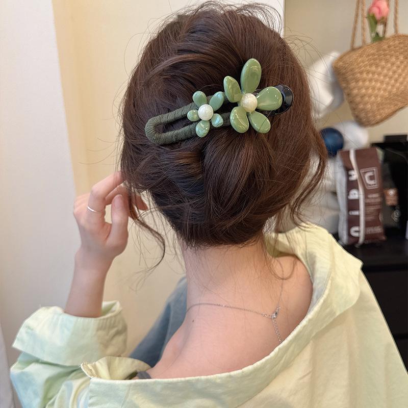 2024 High-End Retro Floral Korean Claw Clip for Women - Duckbill Style for Elegant Updo