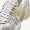Nike V2K Run W V2K RUN Size Phantom/Light Khaki/College Gray/White HV4314-030, 26.5cm
