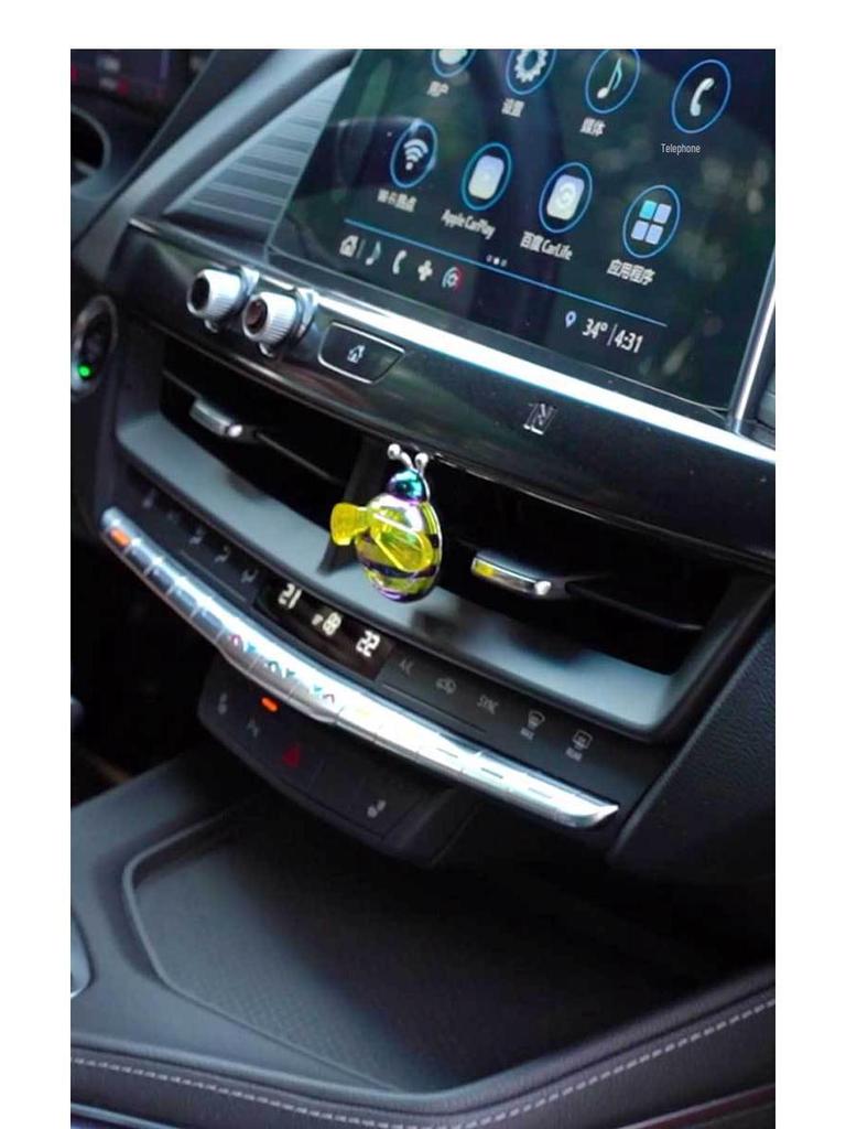 Cartoon Car Air Vent Perfume: Long-lasting Fragrance & Aromatherapy Ornament