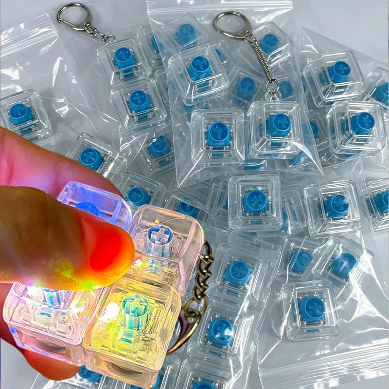 Neue Lustige Tastatur Fidget Spielzeuge LED Tastenkappe Schlüsselanhänger 1/4/9 Tastenkappen Stressabbau Fingerspitzen Gadget Dekompressionsspielzeug Schülergeschenke