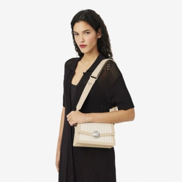 

Lacoste Summer Pack Flap Shoulder Bag Bb Nf5242p56g T45 light beige