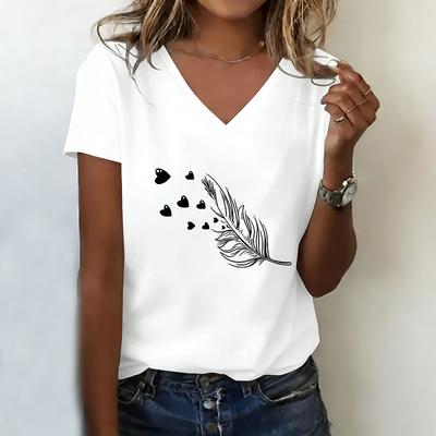 V-neck Casual and Fashionable Love Leaf Printed T-shirt
