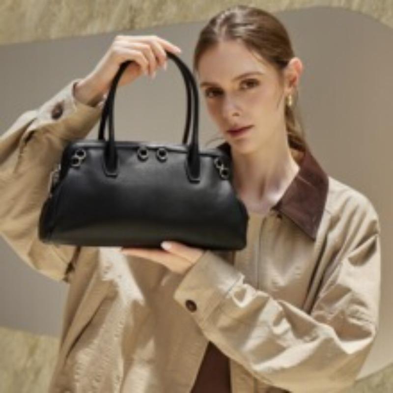 Top layer cowhide bag, niche retro backpack, tote, commuting, loose leather, single shoulder, crossbody, hand-held, mailman bag