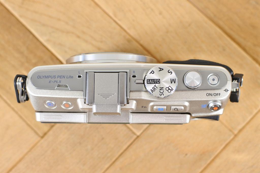 Olympus PEN Lite E‑PL5 + 14‑42mm II R Lens Kit - Boxed Japan