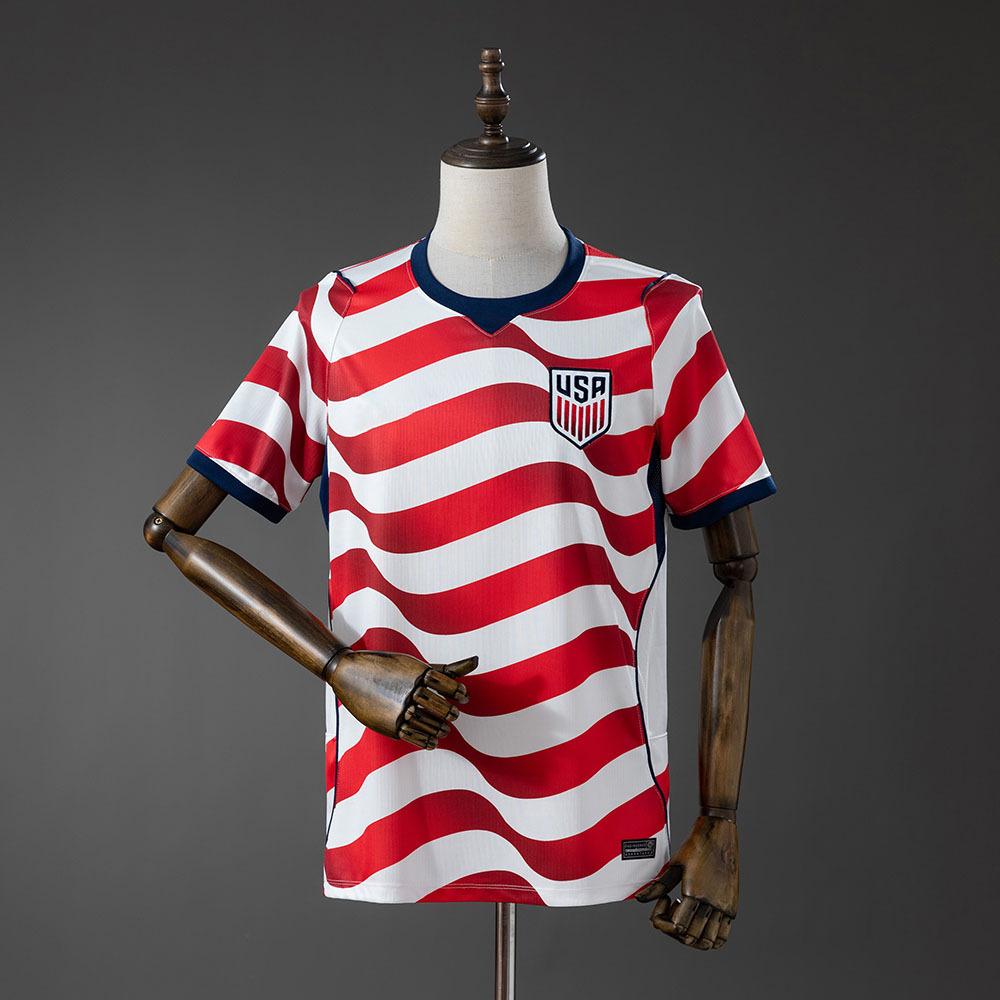 USA home jersey 26 World Cup fan edition Pulisic/McKenny/Reina/Bargon football jersey S