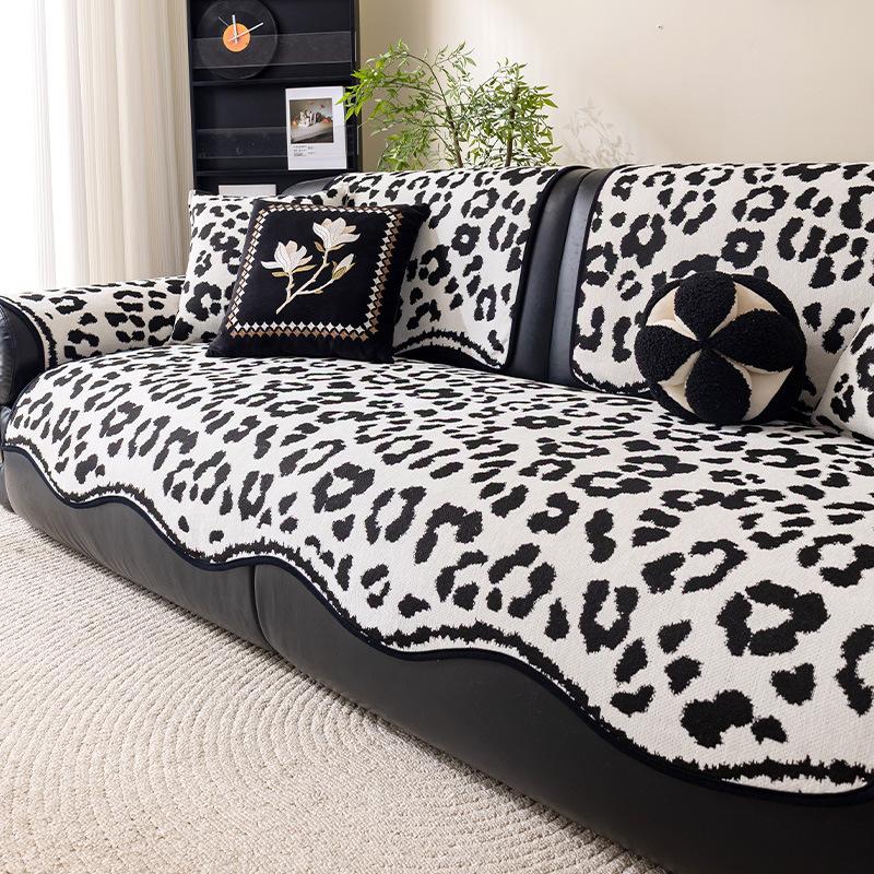 Four Seasons Universal Chenier Sofa Cushion 2025 New Straight Non-slip Leather Sofa Cover Seat Cushion Cover Cloth Towel