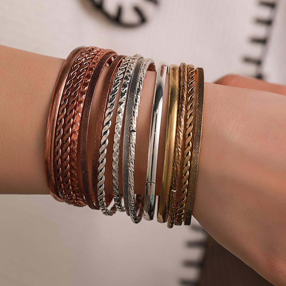 Geometric Metal Bangle Set With Electroplated Finish For Fashion Enthusiasts