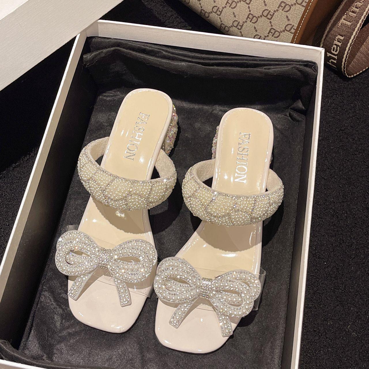 

Слайды свадебные кристаллы горный хрусталь с каблуком лето 2024 драгоценности женские тапочки и женские сандалии на пляжной обуви предложение ПВХ обувь 42