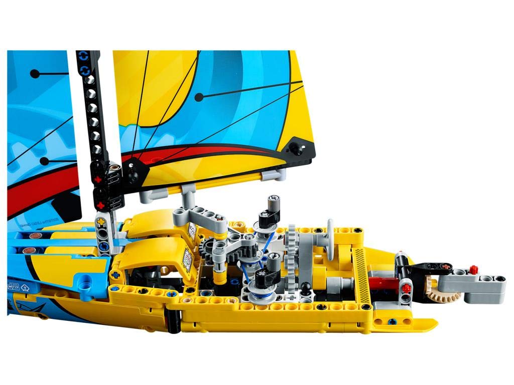 LEGO Technic Racing Yacht 42074