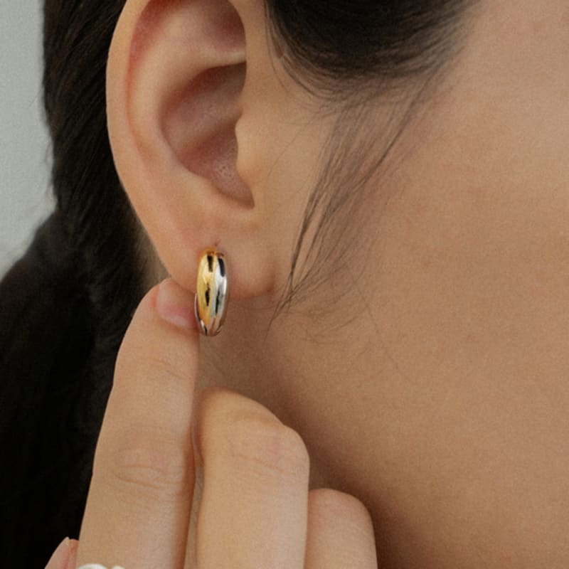 NORMALLEE [White gold] Mix Grab One-Touch Earrings