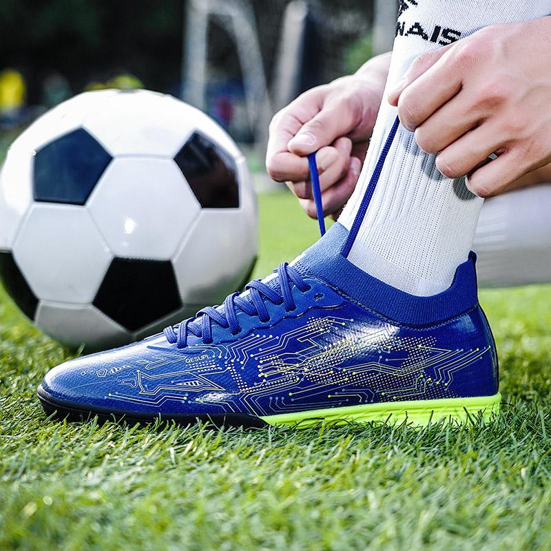 2025 New Men Football Shoes Society Soccer Shoes Sneaker Grass Training Students Ultralight Outdoor Top Quality Cleats Football