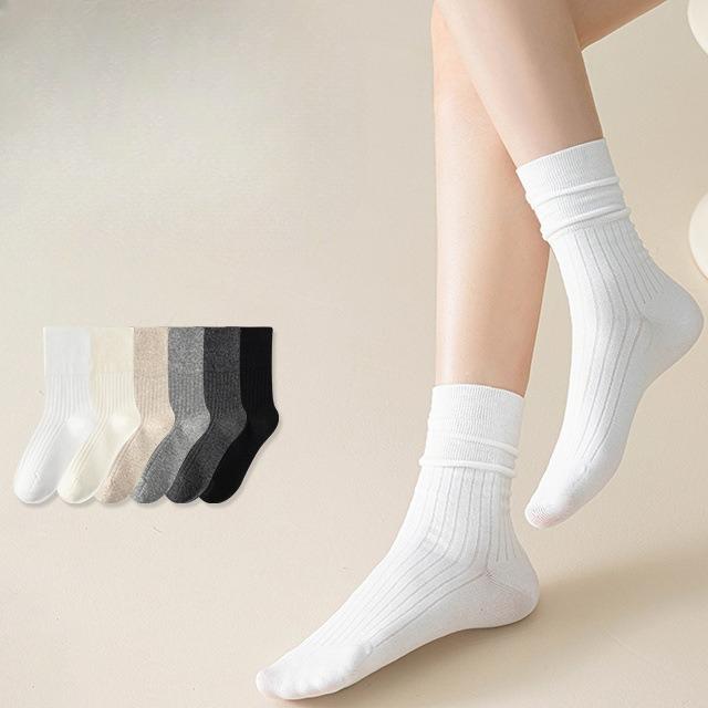 Grey Loose-fitting High-top Vertical Women's Socks, Pure Cotton Pile Socks, Moisture-absorbent and Breathable, White Boneless Long Socks