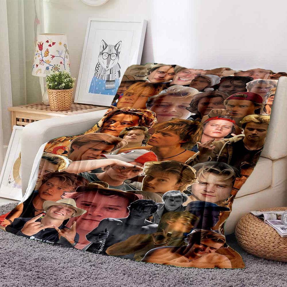 1Pc Facial Expressions Collage Blanket Soft And Comfortable Casual Warm Camping Travel Christmas Halloween Xmas Gift M924489