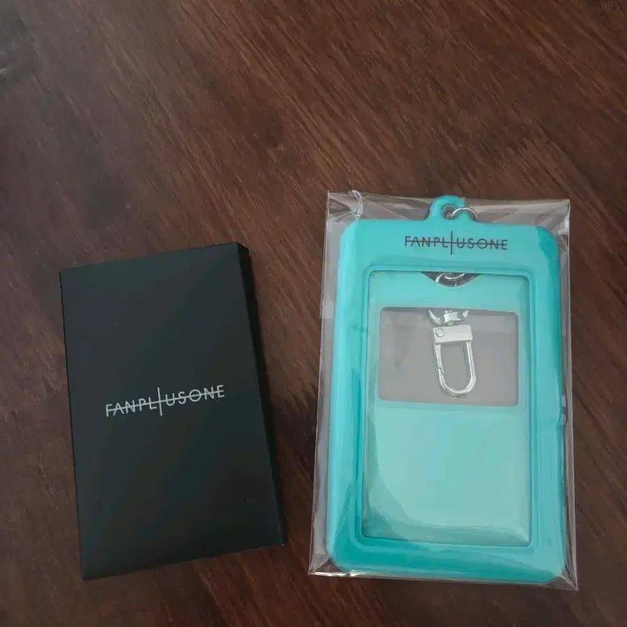 G-Dragon Fam Kit photocard&photocard Holder batch