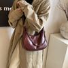 Premium sense retro bag women's early 2025 large capacity soft surface simple portable tote bag shoulder bag