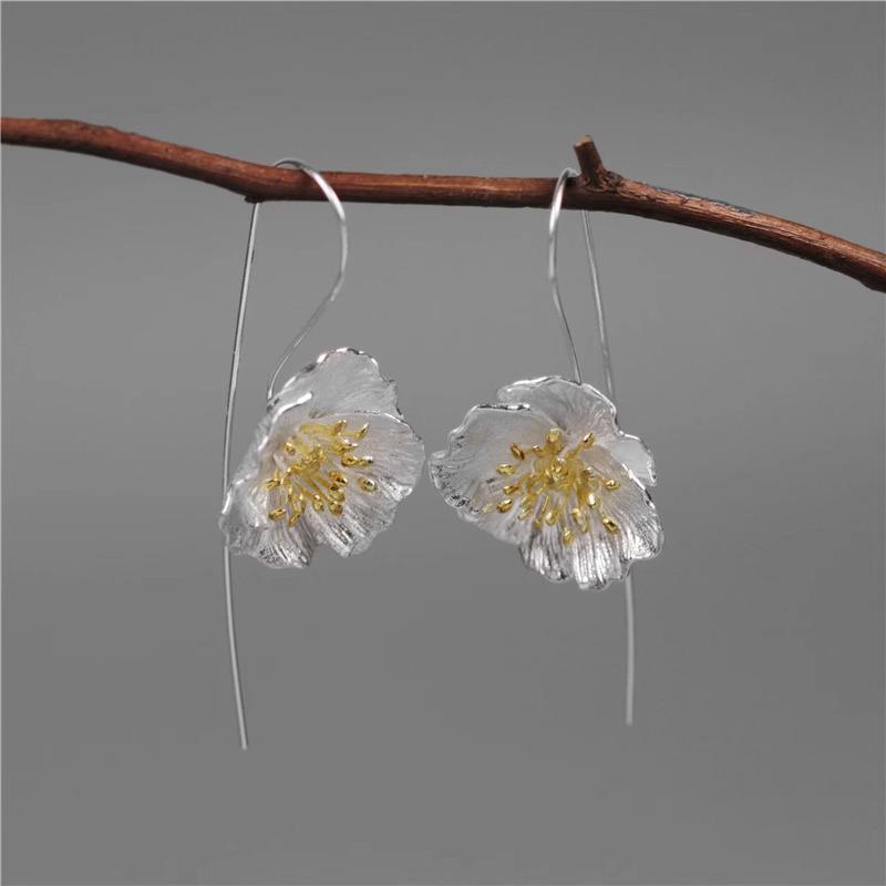 Vintage Floral Earrings: Unique, High-End, Luxurious Design