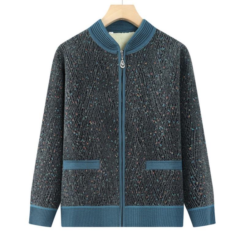 Middle Aged Women's Clothing Mother Knitted Warm Clothes Elderly Sweater Grandma Autumn and Winter Fleece Jacket Old Lady Clothes