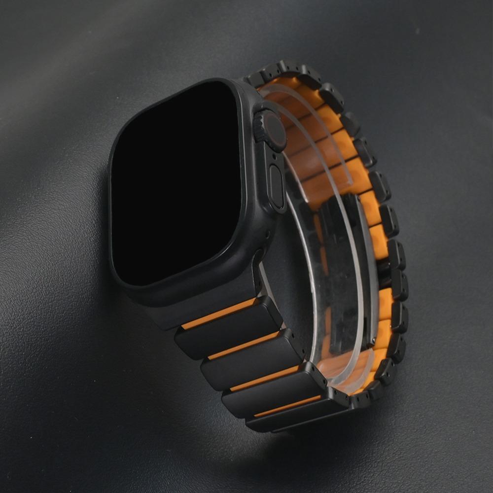 Cinturino in Gomma Fluoroelastomero di Titanio per Apple Watch Ultra 3 2 49mm Serie 10 11 46mm Cinturino per Iwatch 9 8 7 45mm 6 5 SE 3 44mm