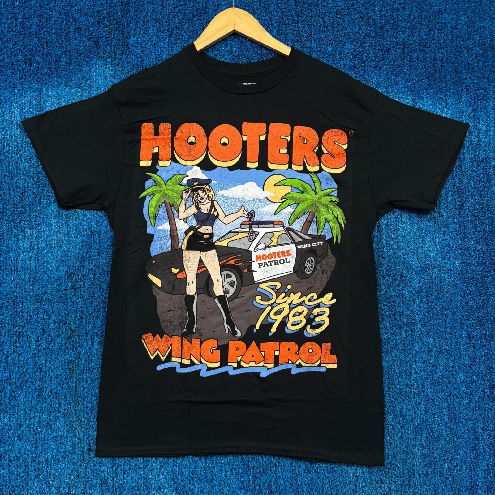 Hooters Wing Patrol Since 1983 T-Shirt Size Medium XXL