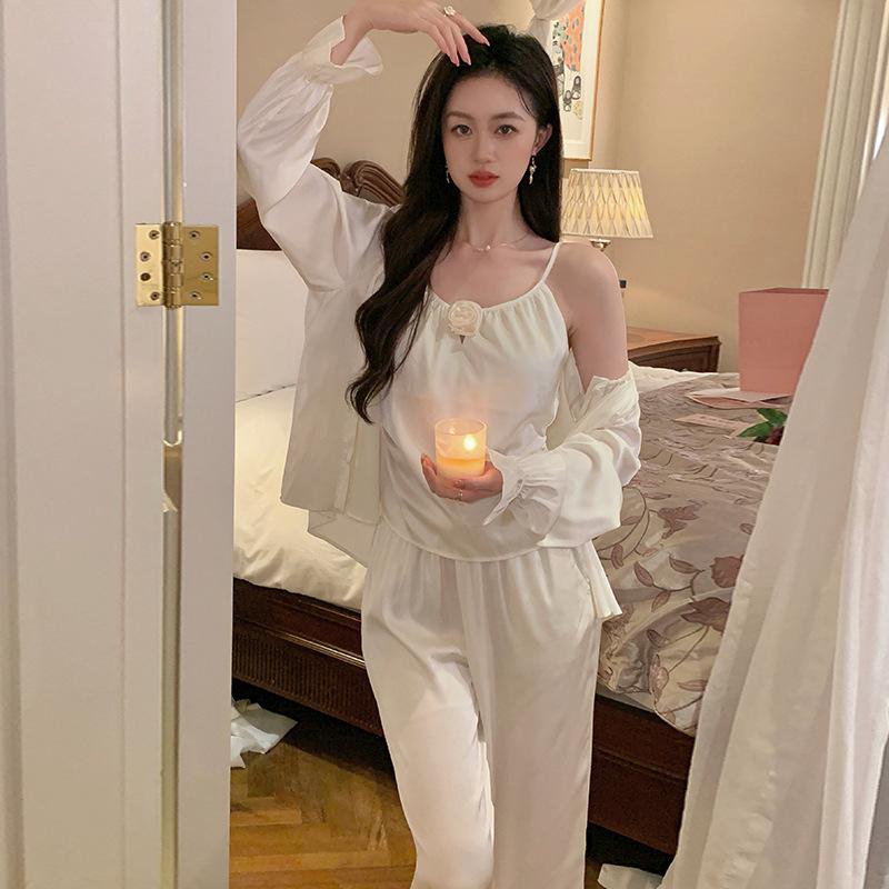 Französischer Stil Dreiteiliger Pyjama Damen Frühling und Herbst Eisseide Dünn Sexy Einfarbig Träger Langarm Anzug Hauskleidung