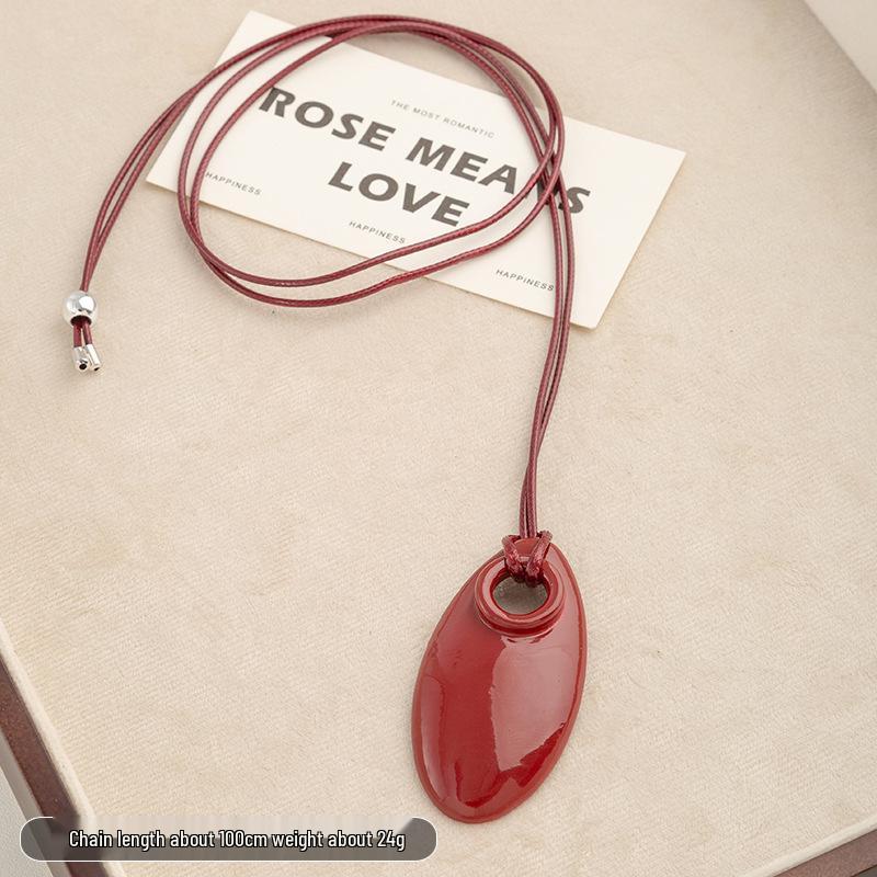 2025 Fashion Leather Cord Clavicle Necklace - Women's High-End Luxury Pendant Chain Accessories