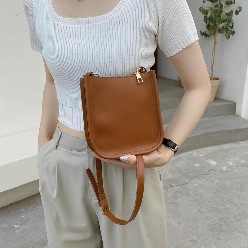 Summer Japanese Mori Women's Small Bag 2025 Summer New Small Satchel Fashionable Simple Messenger Women's Bag Trendy Cool Bag Women