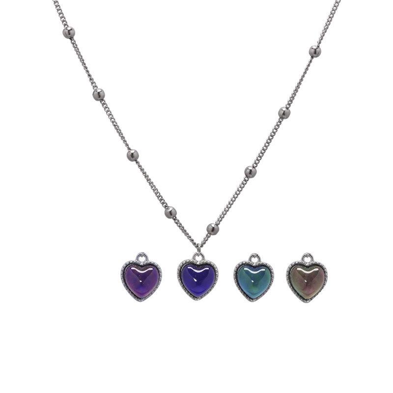 Trendy Heart Pendant Necklace: Luxury Design, Color-Changing, Temperature-Sensitive, Clavicle Chain for Women