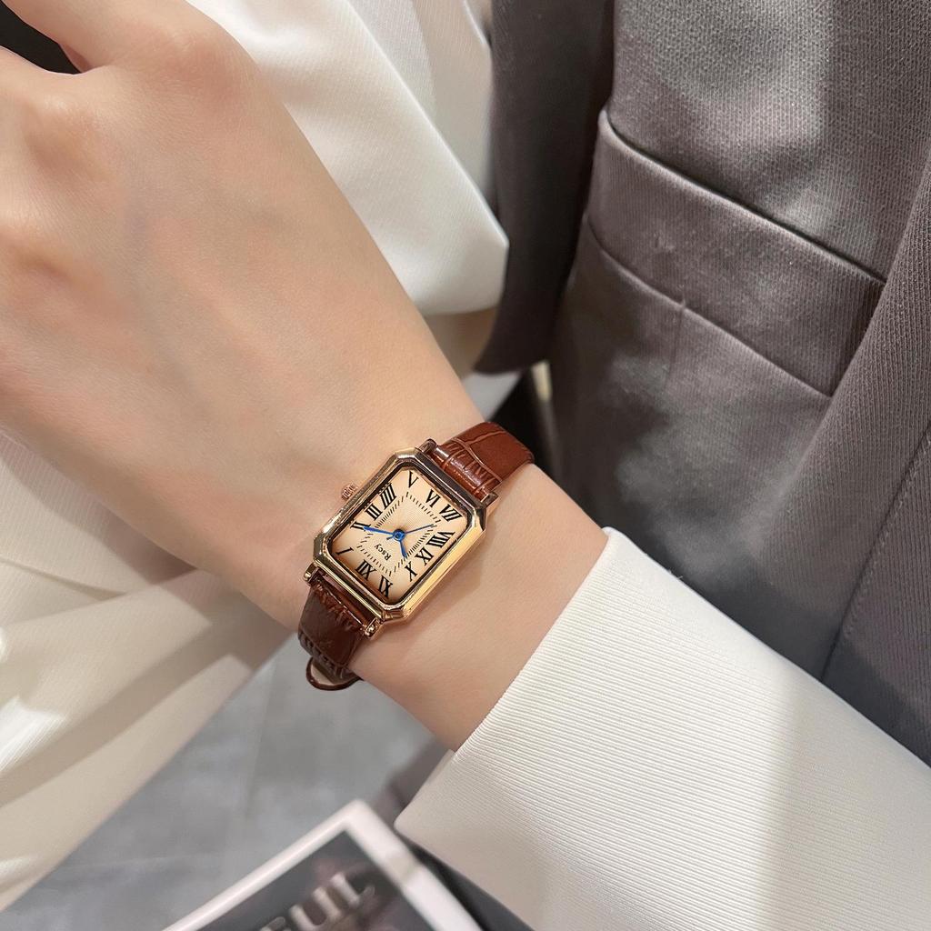 RSCY Retro Small Square Leather Strap Women's Waterproof Quartz Watch