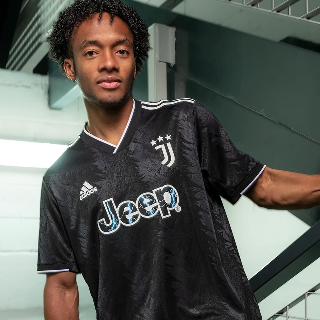 adidas Juventus Soccer Jerseys Men's Black Moderate HD2014