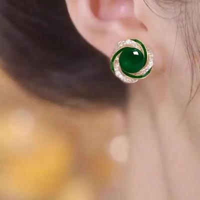 New South Korea Green Cat's Eye Stone Earrings Elegant Fashion Simple Small Earrings Women's Jewelry