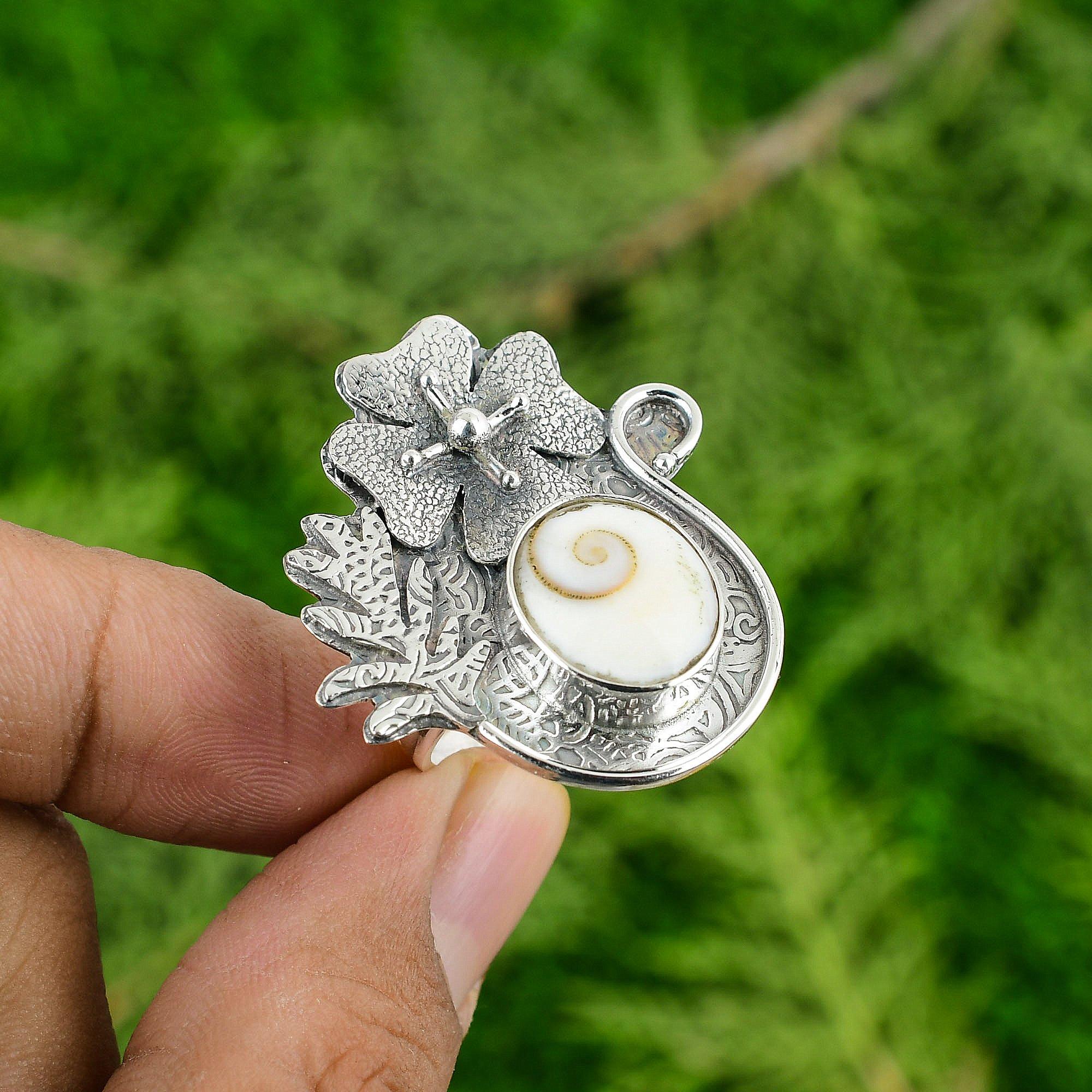 

Кольцо-заявление из стерлингового серебра 925 пробы с натуральной раковиной «Глаз Шивы» и цветком в безеле для дочери Adjustable