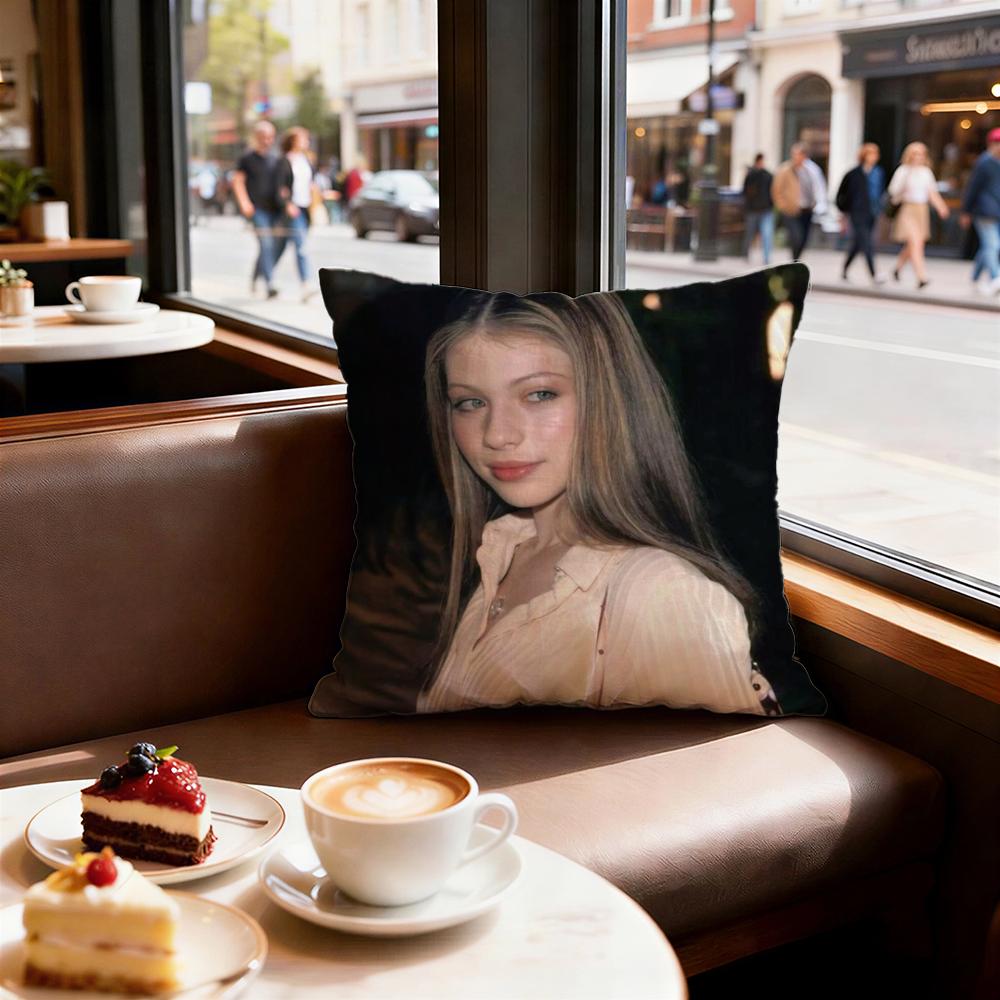 Star Michelle Trachtenberg Cushion Cover Decorative Cushions Covers Cover Sofa X Pillow Piece X X Pillowcase