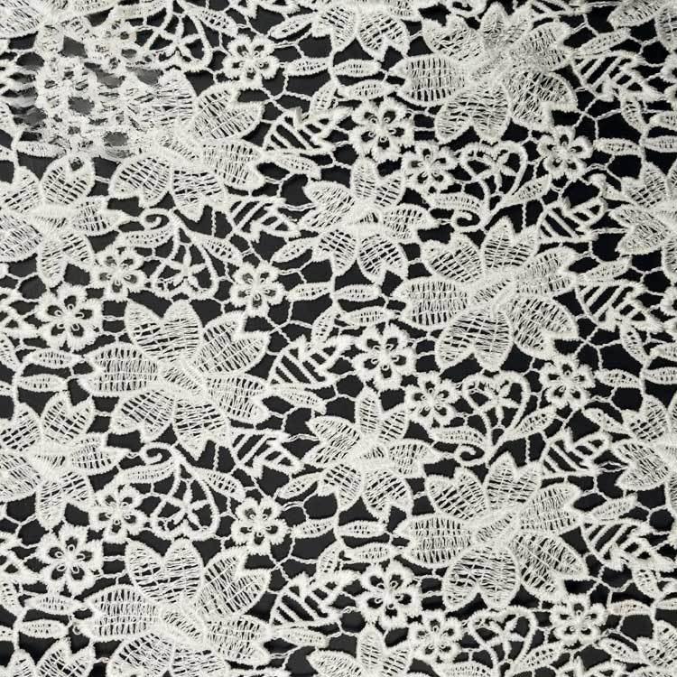 Wasserlösliches Spitzen-Komplettzubehör, Polyester-Seidenstickerei-Stoff, Dreidimensionaler Hohlstickerei-Stoff