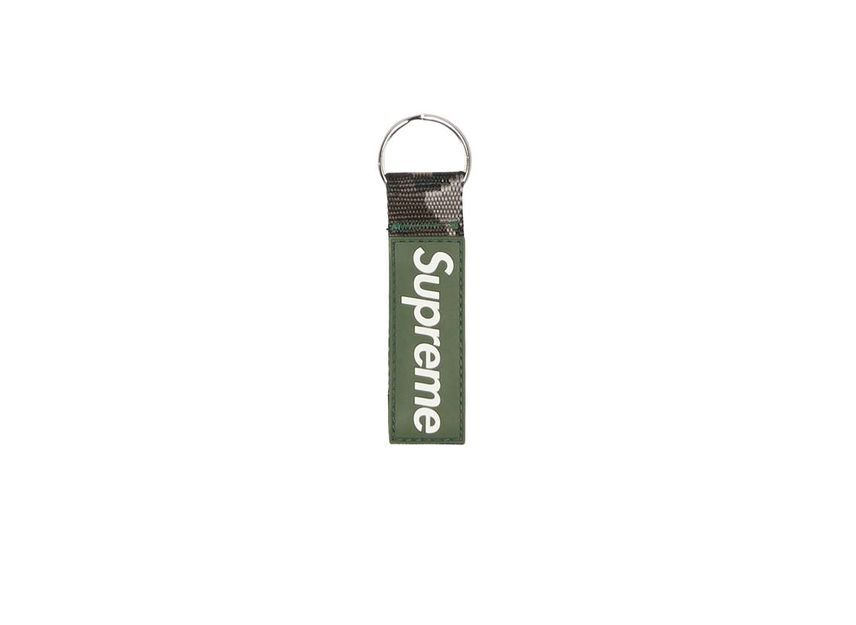 Supreme Webbing Keychain Green Camo (23SS) One-Size
