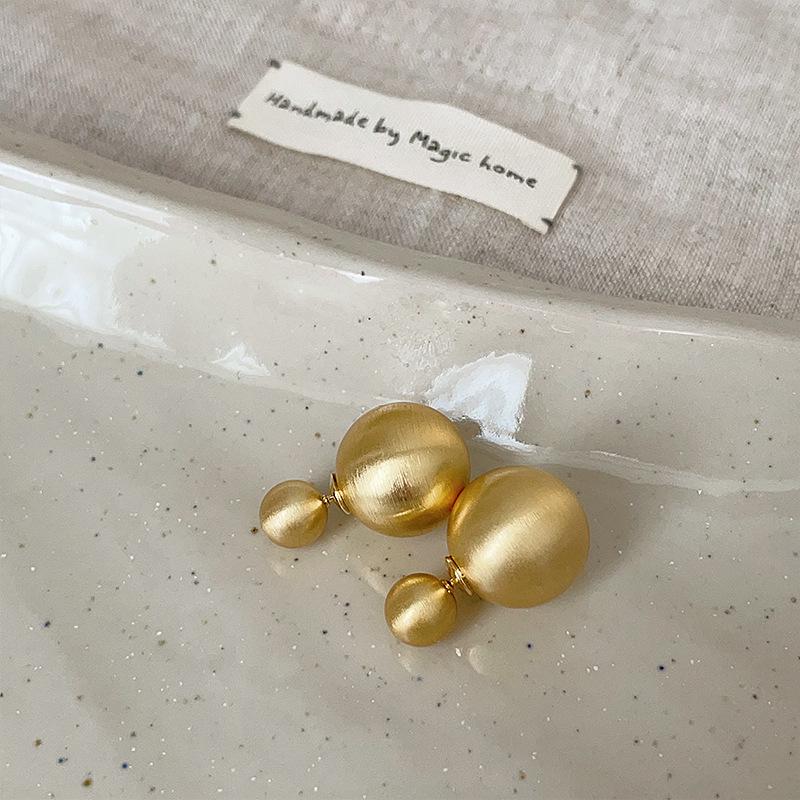Elegant Delas Metal Ball Stud Earrings: Versatile, High-End Fashion for Women